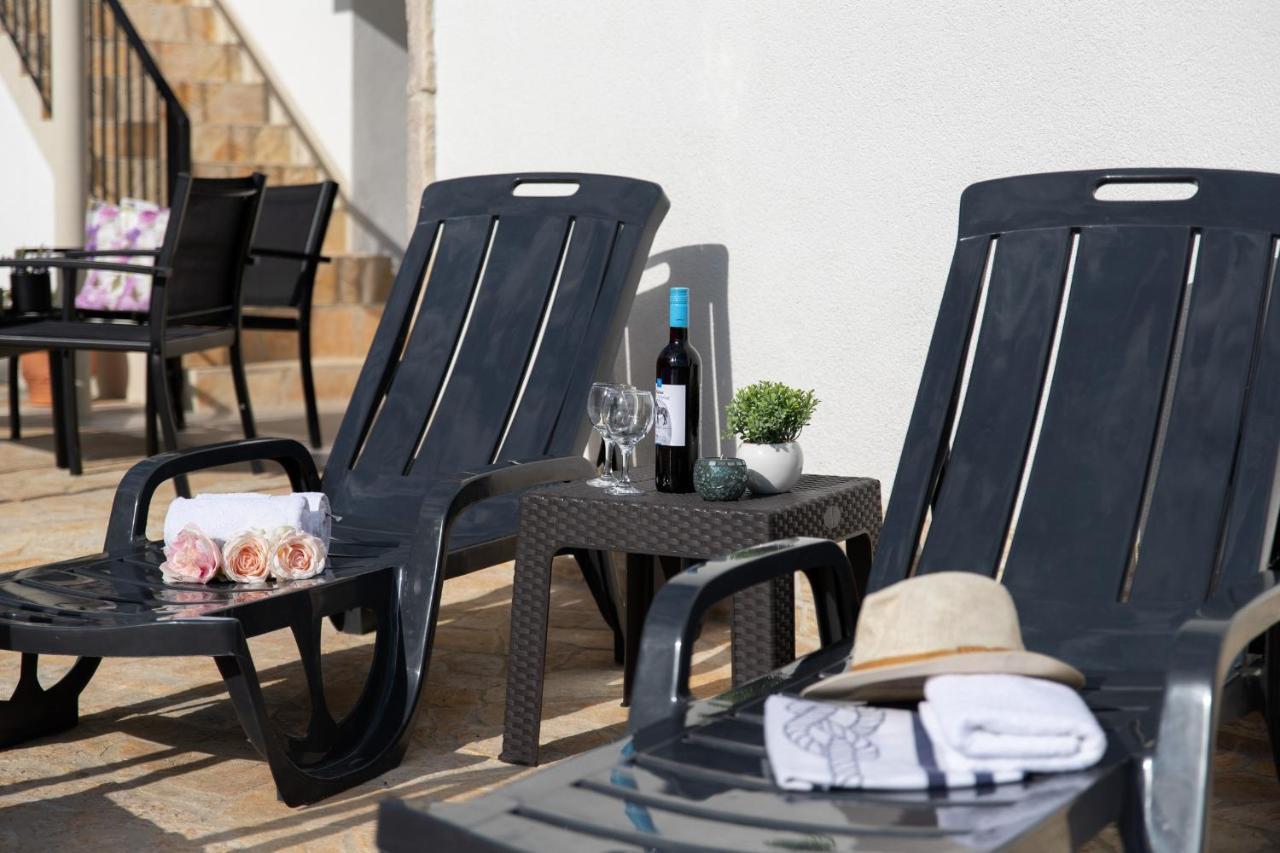 Holiday Home Sego With Private Pool Veliki Brocanac Εξωτερικό φωτογραφία