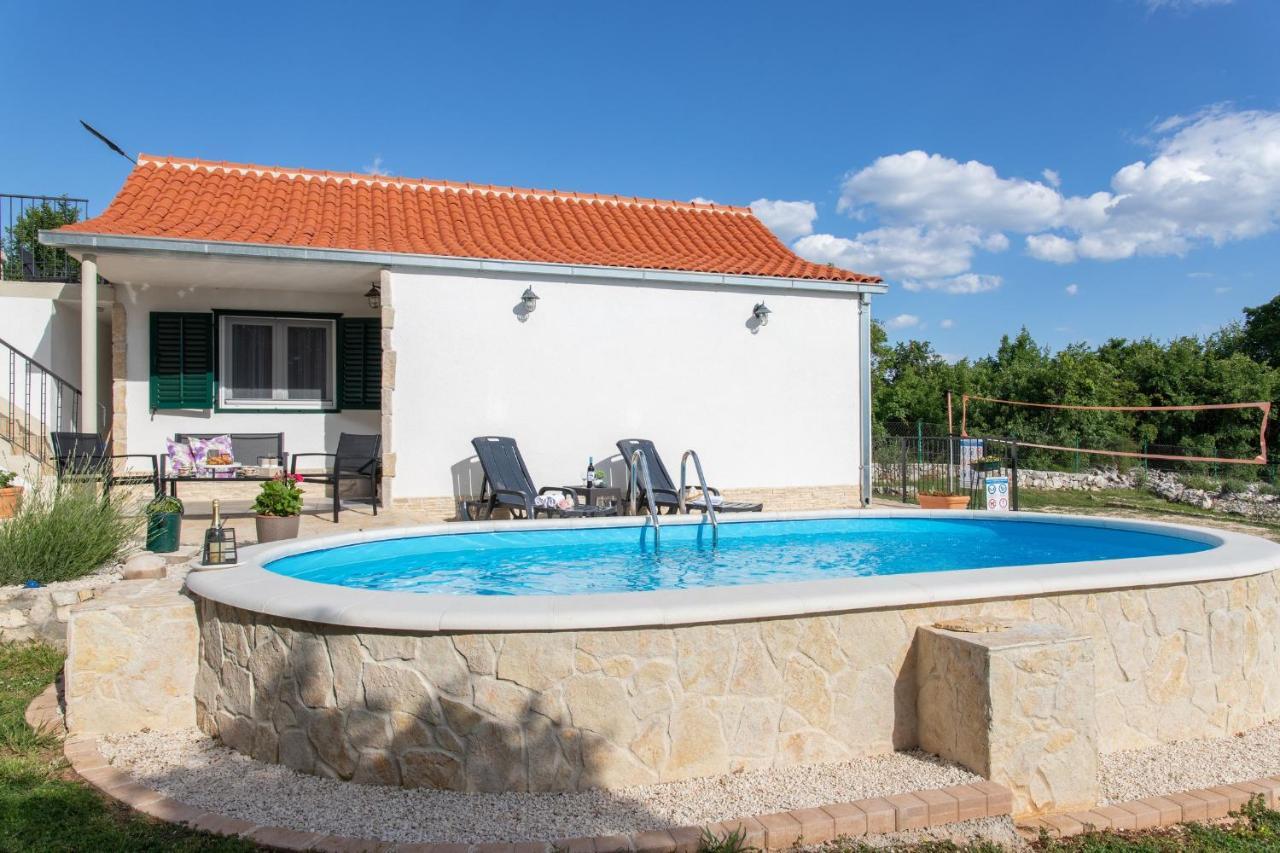 Holiday Home Sego With Private Pool Veliki Brocanac Εξωτερικό φωτογραφία